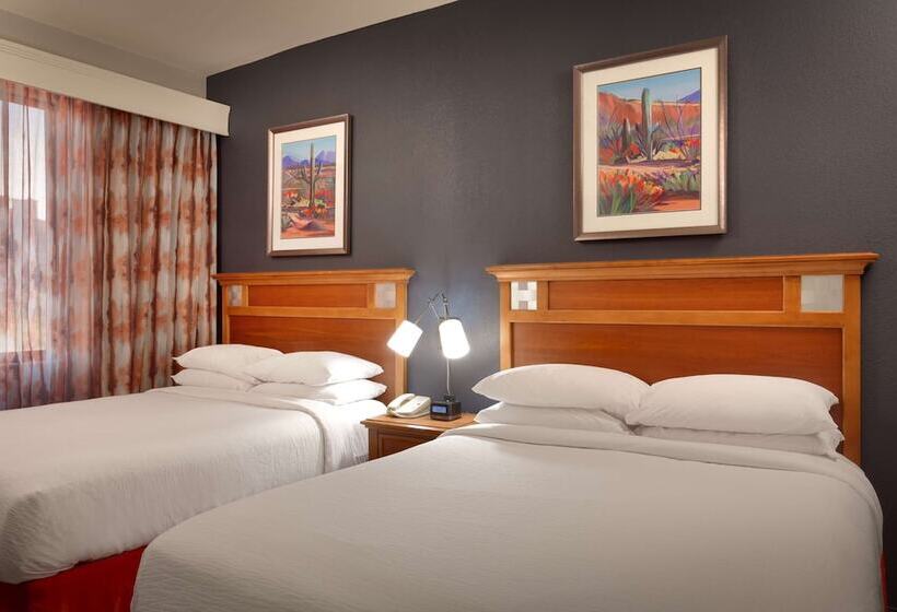 Люкс, Embassy Suites By Hilton Tucson Paloma Village