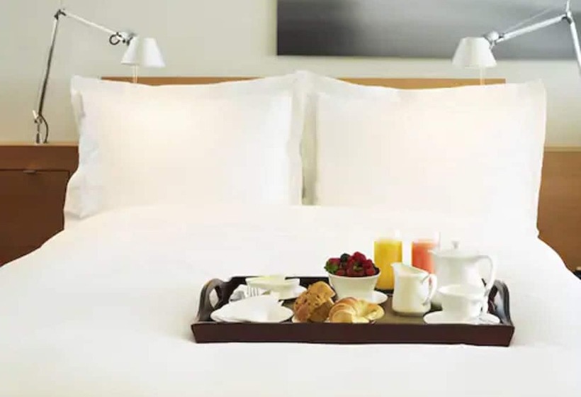 デラックスルーム, Le Germain Hotel Maple Leaf Square