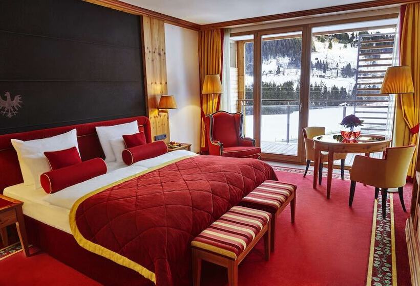 Номер Deluxe, Kempinski Hotel Das Tirol
