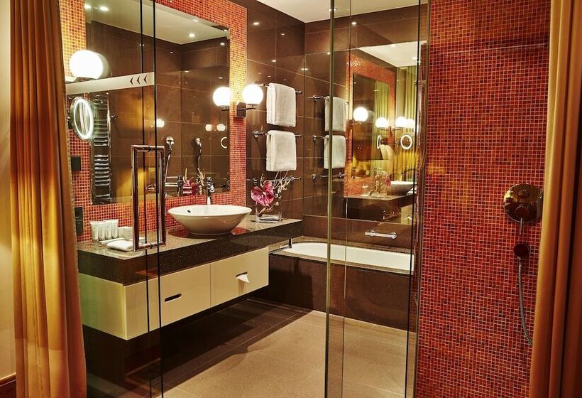 Номер Superior, Kempinski Hotel Das Tirol