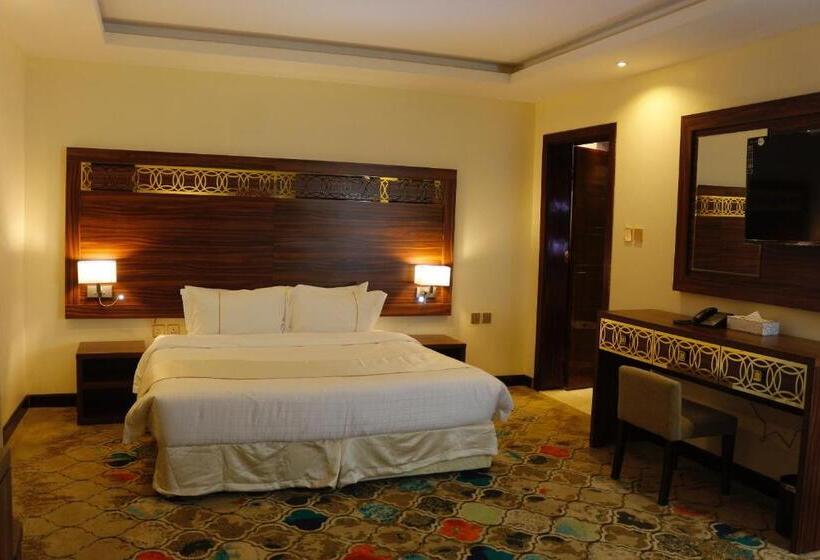 Номер Deluxe Кровать Кинг, Central Park Hotel Bisha