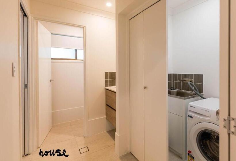 Family Suite, Farm Stay   Tweed Coast Holidays®