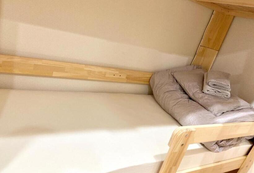Cama em Quarto Compartilhado, Upper Hotel Ryogoku