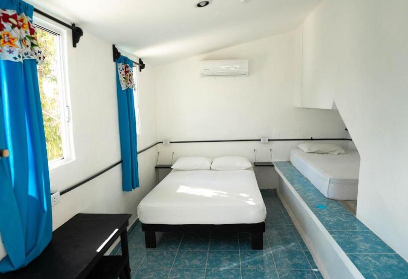 اتاق استاندارد با سرویس بهداشتی مشترک, Hostel Oryx Tulum