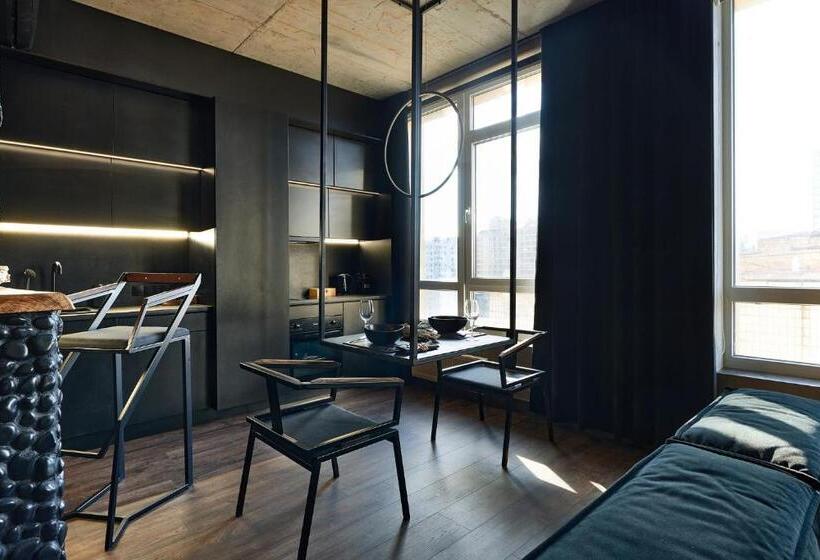 سوییت لوکس, Kador Home Hotel Downtown