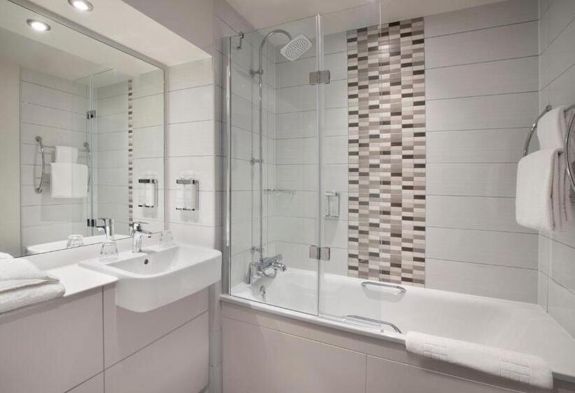اتاق استاندارد با تخت دوبل, Leonardo Hotel Chester
