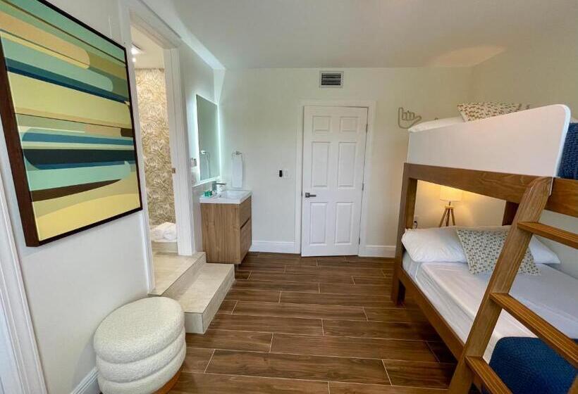 Люкс Кровать Кинг, Melbourne Beach Resort