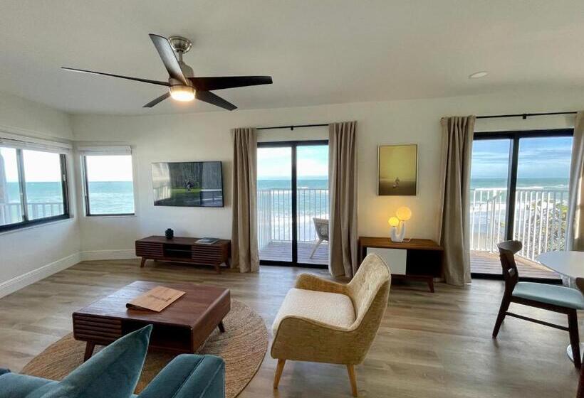 Люкс Кровать Кинг, Melbourne Beach Resort