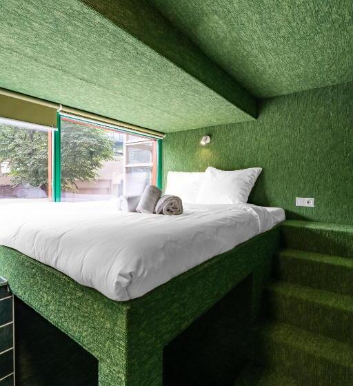 اتاق استاندارد با سرویس بهداشتی مشترک, Not Hotel Rotterdam
