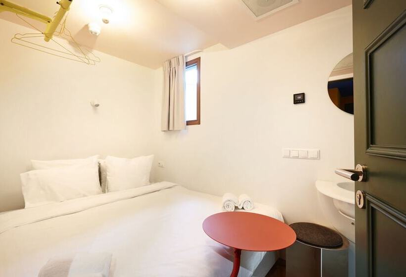 اتاق عادی, Not Hotel Rotterdam