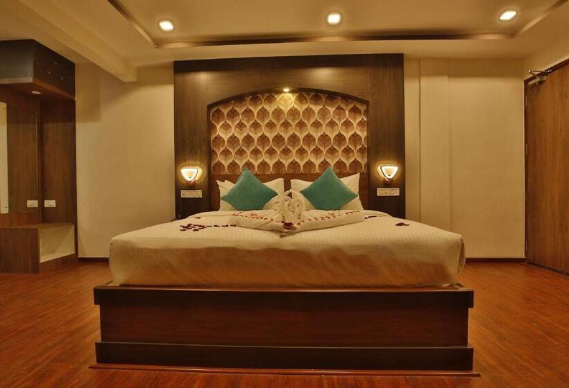 חדר דלוקס עם מיטת קינג, Ramtel Inn
