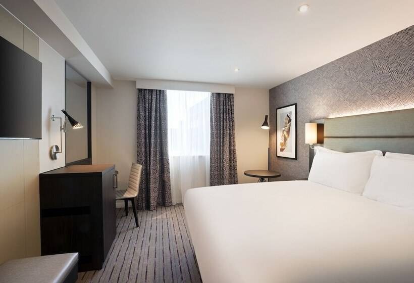 اتاق اجرایی, Leonardo Hotel Chester