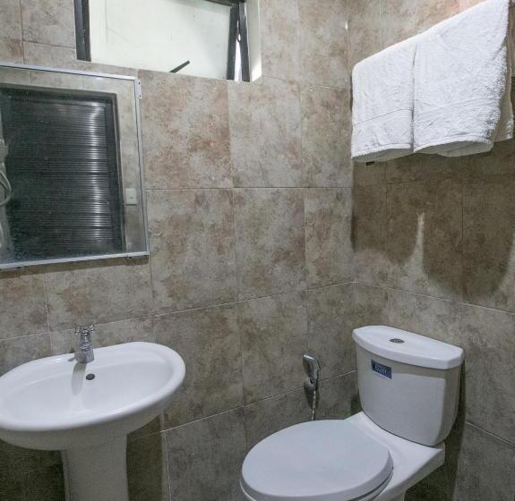 اتاق استاندارد یک نفره, Rjat Guesthouse
