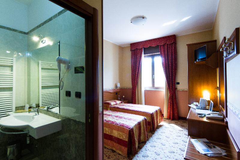 Номер Стандарт, Holiday Inn Express & Suites Aberdeen, An Ihg