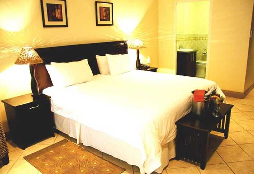 Люкс, Premier Splendid Inn Port Edward