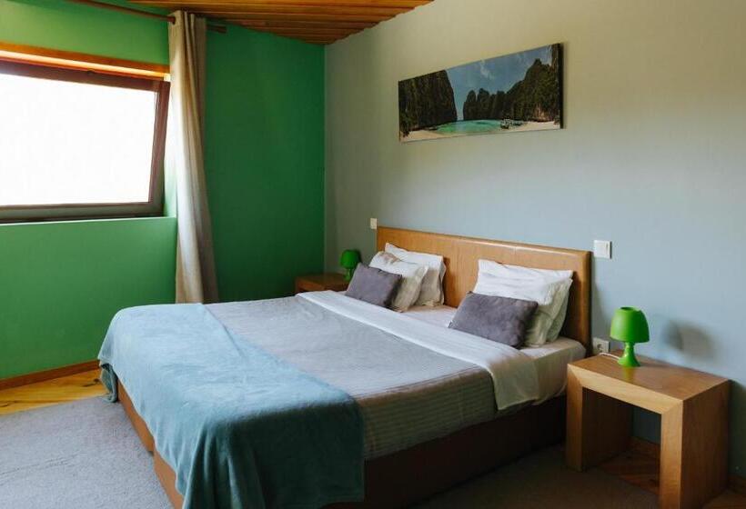 Номер Стандарт, Quinta Do Rio Gerês