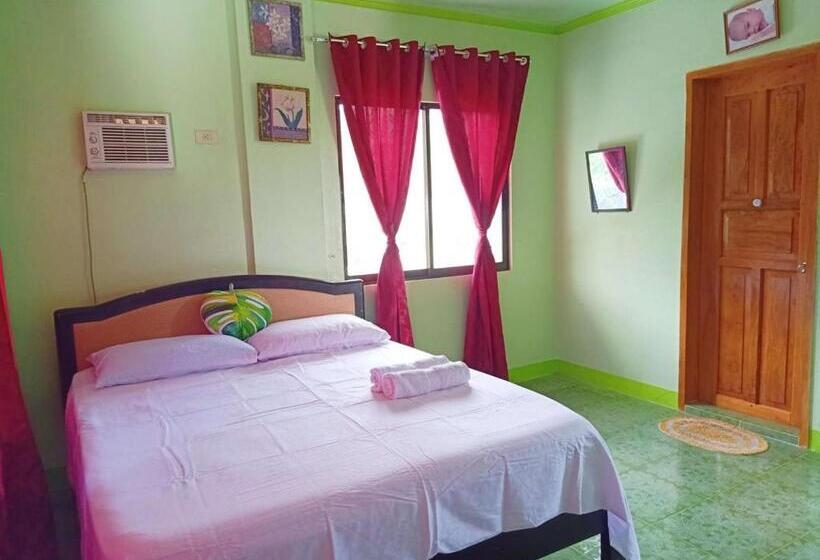 Семейный Номер, Reddoorz @ Garcia Hernandez Bohol