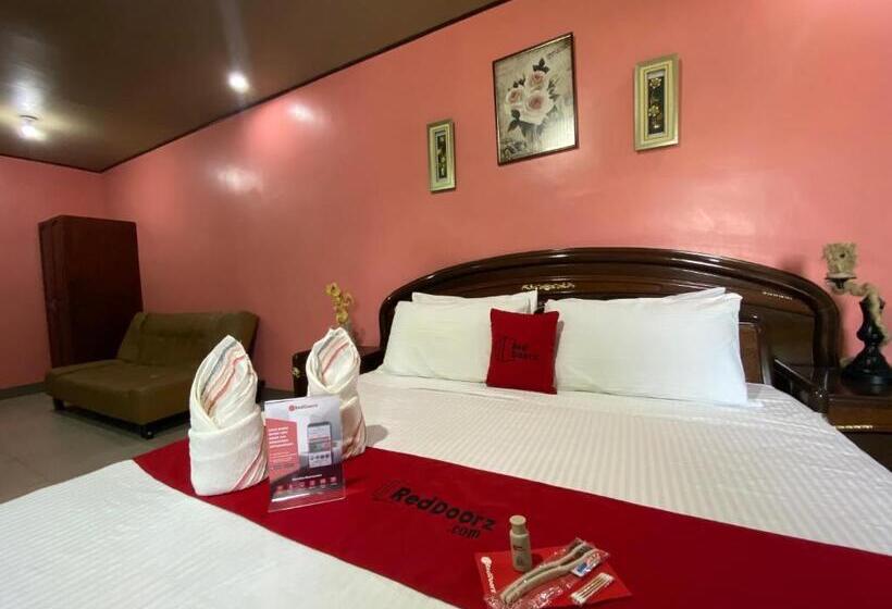 Президентский Люкс, Reddoorz Plus @ Lhexlyn Resort San Narciso