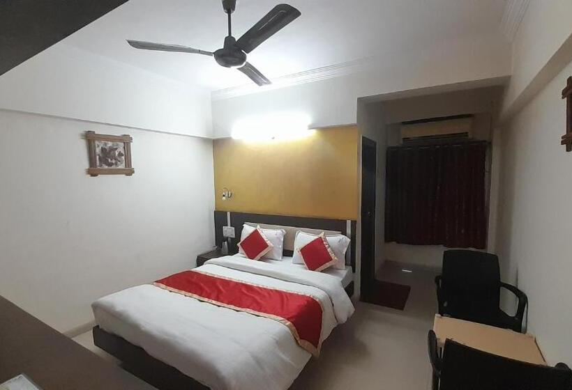 Номер Deluxe, S K Palace