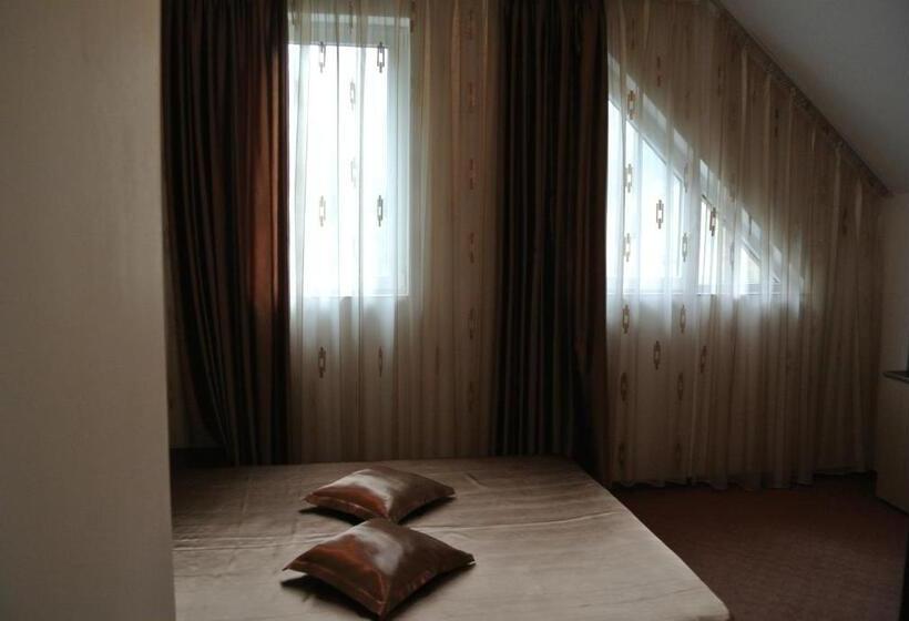 스탠다드 룸, Pensiune Restaurant Piatra Craiului