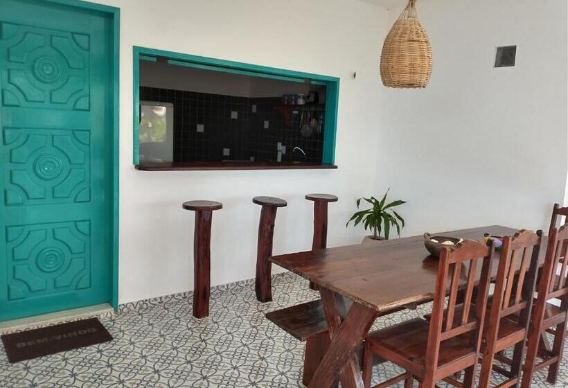 اتاق خانوادگی با چشم‌انداز دریا, Vila Beija Flor
