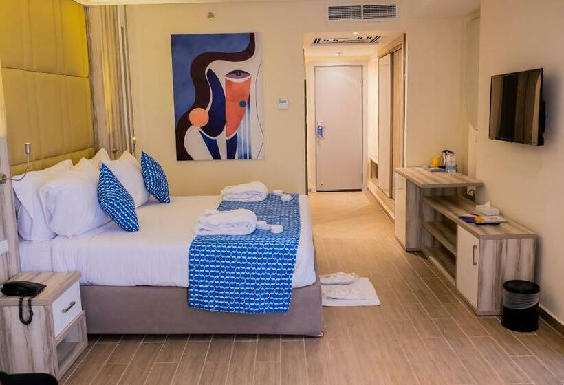 اتاق لوکس با چشم‌انداز استخر, Bellagio Beach Resort & Spa