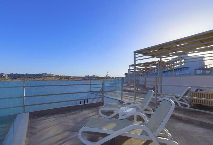 بانگلوی استاندارد, Bellagio Beach Resort & Spa