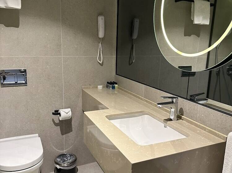 اتاق استاندارد, Edition Old City Hotel