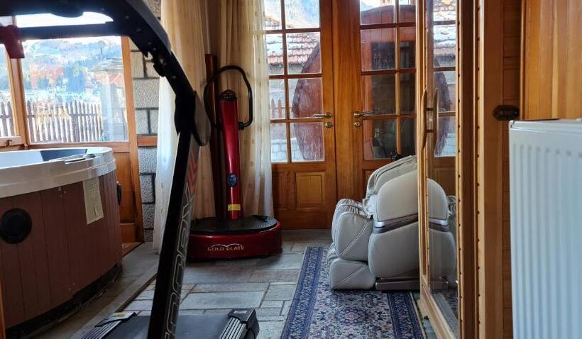 Люкс, Archontiko Metsovou Luxury Boutique