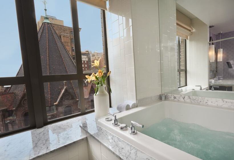 Premium Room City View, Kimpton Hotel Palomar Philadelphia, An Ihg