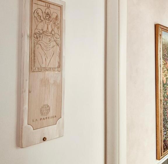 اتاق کلاسیک سه تخته, Residenza Sciarra B&B