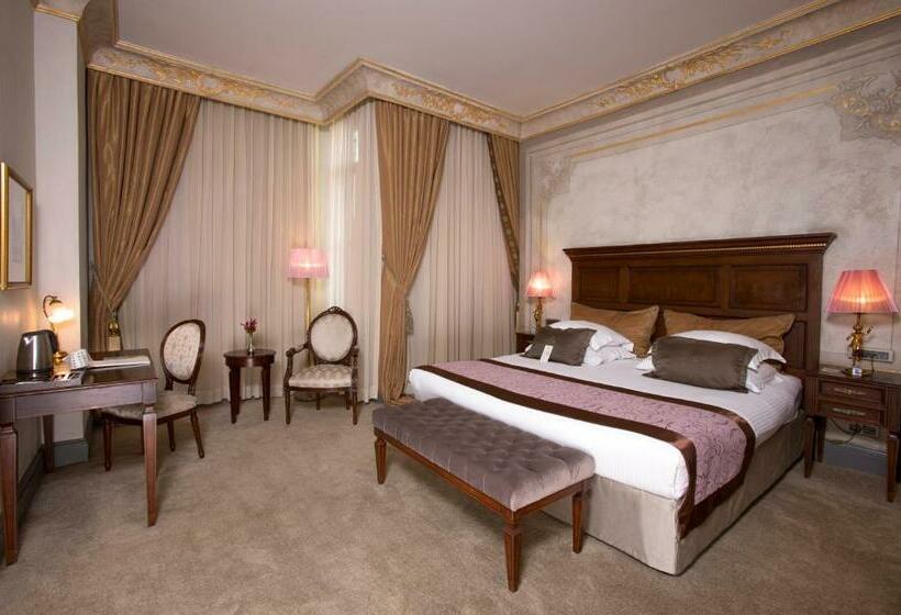 Deluxe Room, Palazzo Donizetti Hotel   Special Class