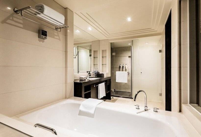Номер Deluxe, Swiss Grand Xiamen Harbour View