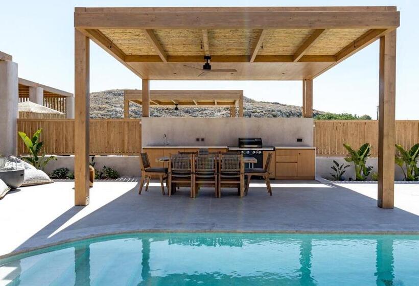 Люкс Вид на Море, Unique Blue! Resort And Villas Adults Only