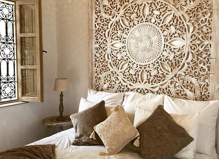 اتاق سوپریور, Riad Les Orangers D Alilia