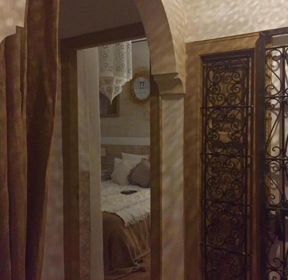 اتاق استاندارد, Riad Les Orangers D Alilia