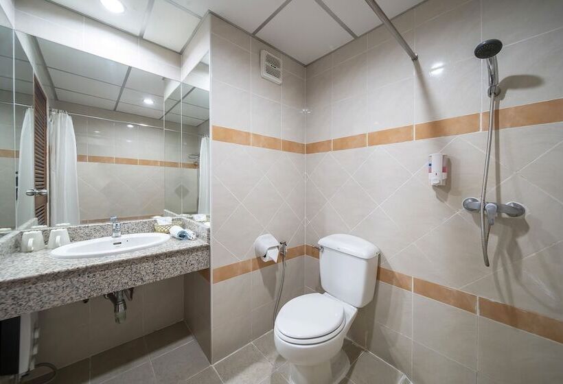 Номер Стандарт Трехместный, Bella Villa Pattaya 3rd Road