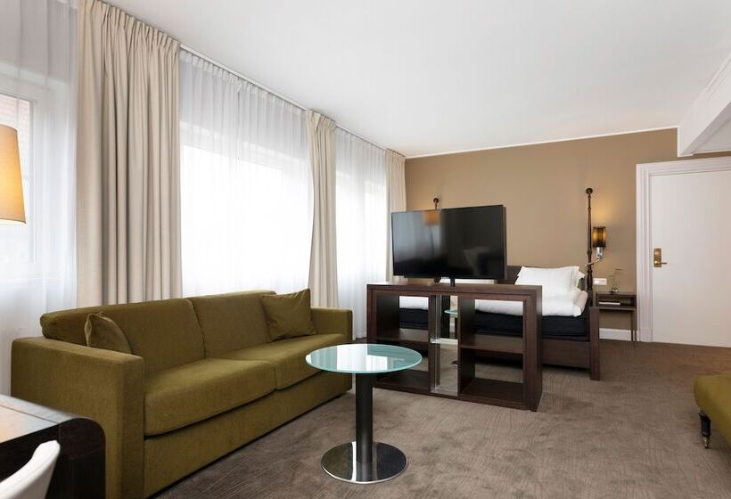 Полулюкс, Elite Plaza Hotel Malmö