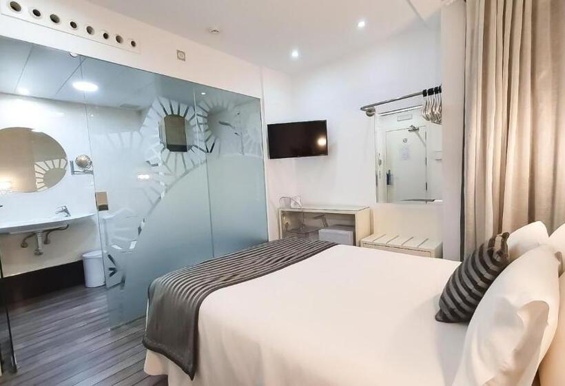 اتاق اکونومی, La Boutique Puerta Osario