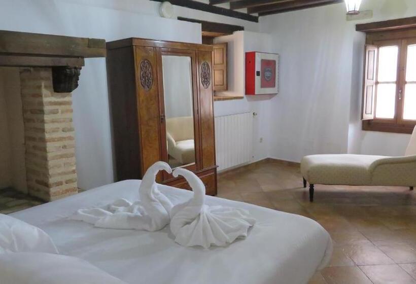 Семейный Номер Deluxe, Palacio Rejadorada