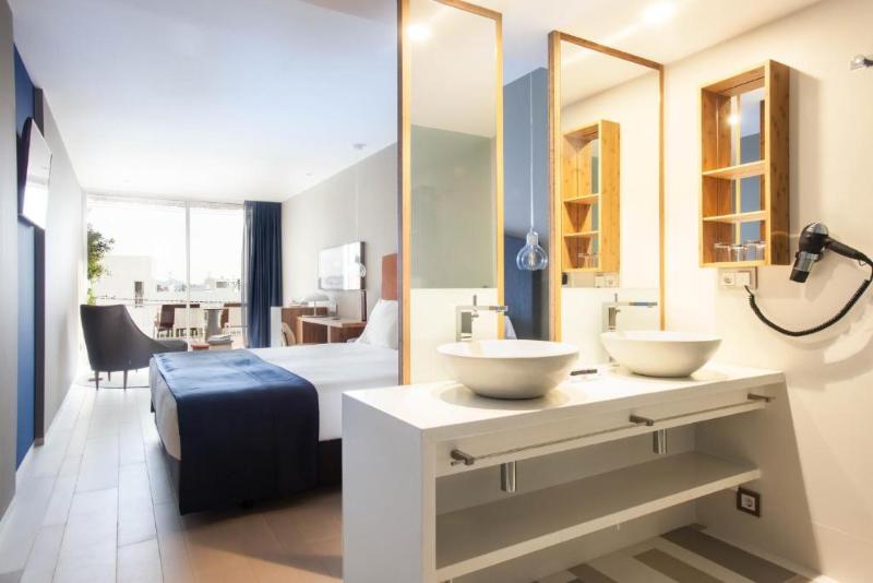 Habitación Familiar, Palacio Rejadorada