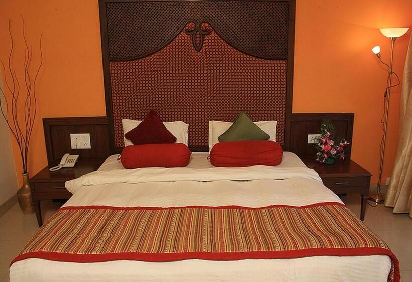 Номер Deluxe, Tangerine Boutique Resort