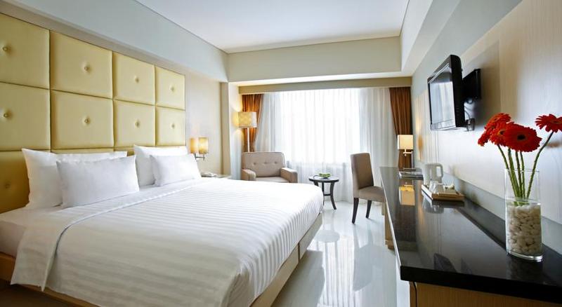 Номер Deluxe, Santika Makassar