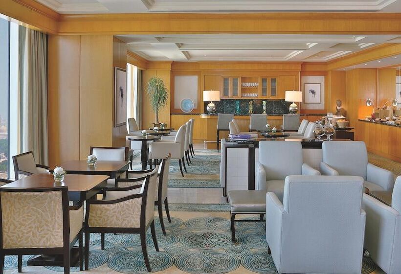 Люкс Клуб, Ritz Carlton Difc Downtown Dubai