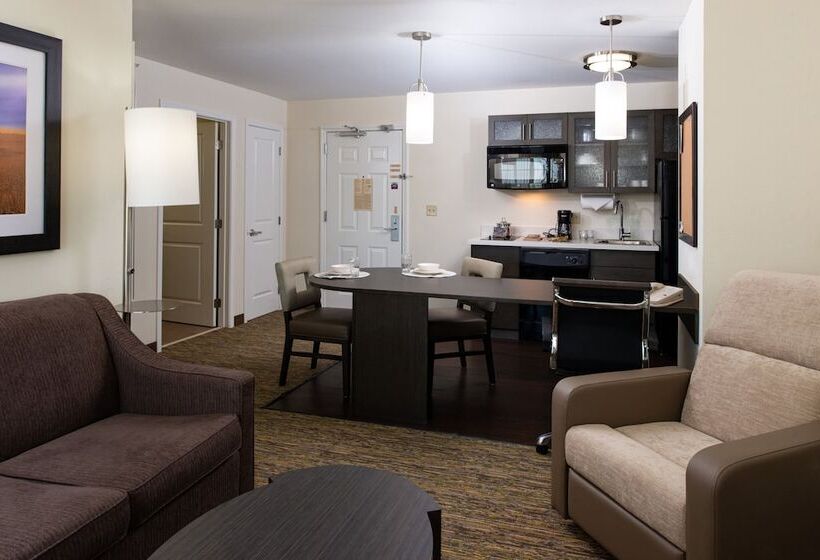 Люкс, Candlewood Suites Olathe, An Ihg