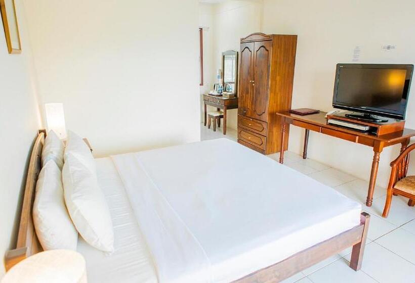 Номер Стандарт, Celyn Resort Kinabalu