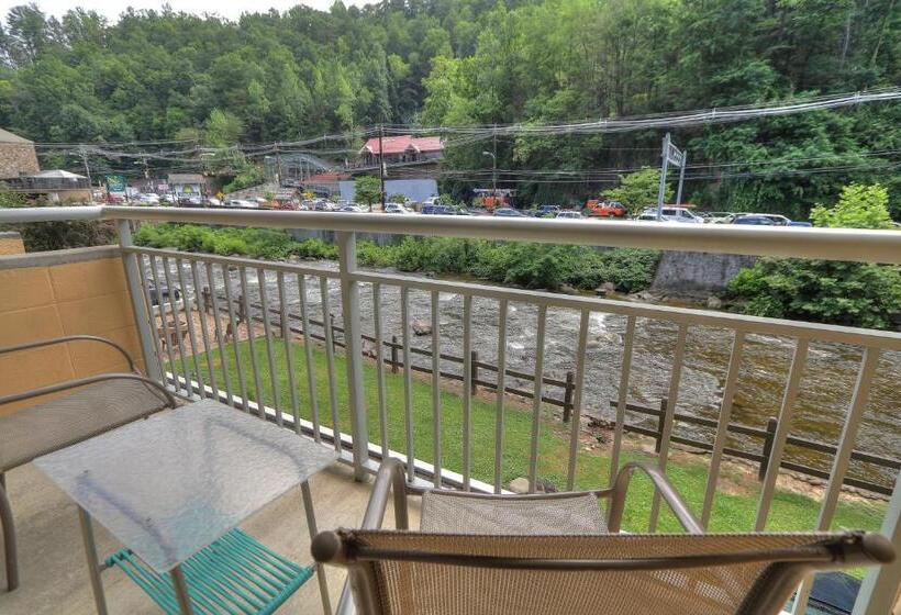 Pokój Superior Łóżko King Size, Gatlinburg River Inn