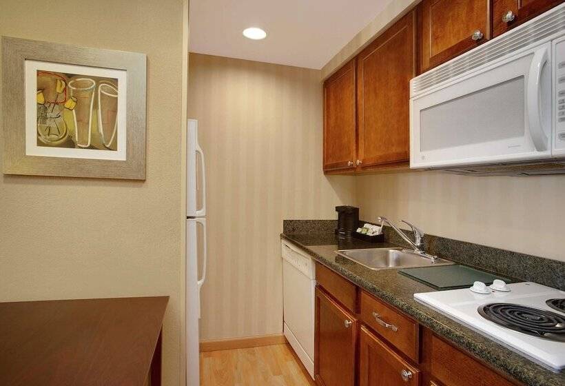 Люкс 2 Спальни, Homewood Suites By Hilton Tampabrandon