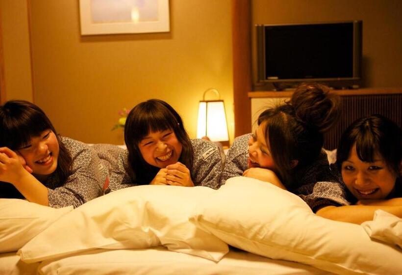 Номер Стандарт Вид на Горы, Miyajima Grand Hotel Arimoto