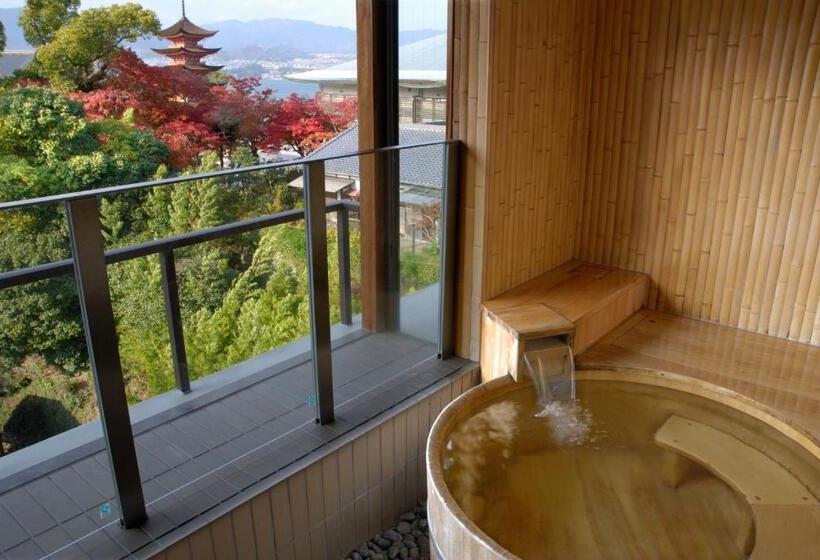 Номер Deluxe с Видом, Miyajima Grand Hotel Arimoto